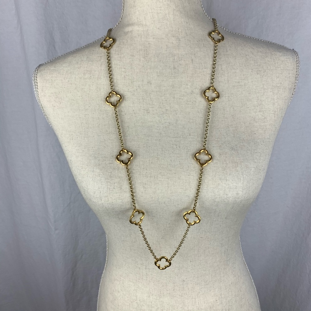 Decorative necklace